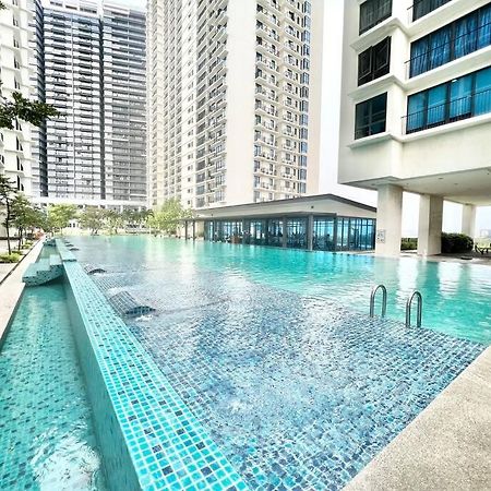 F 1-5 Pax 3Bed Cozy Home Studio Trefoil Setia Alam Wifi & Tv Shah Alam Extérieur photo