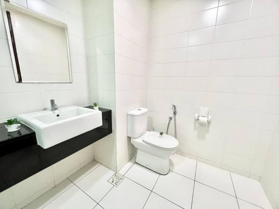 F 1-5 Pax 3Bed Cozy Home Studio Trefoil Setia Alam Wifi & Tv Shah Alam Extérieur photo